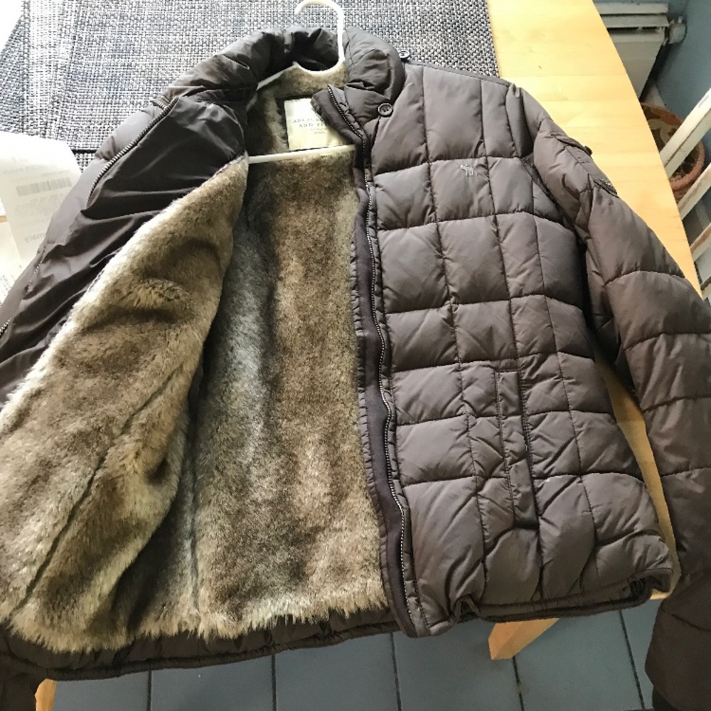 Abercrombie and Fitch quilted coat M